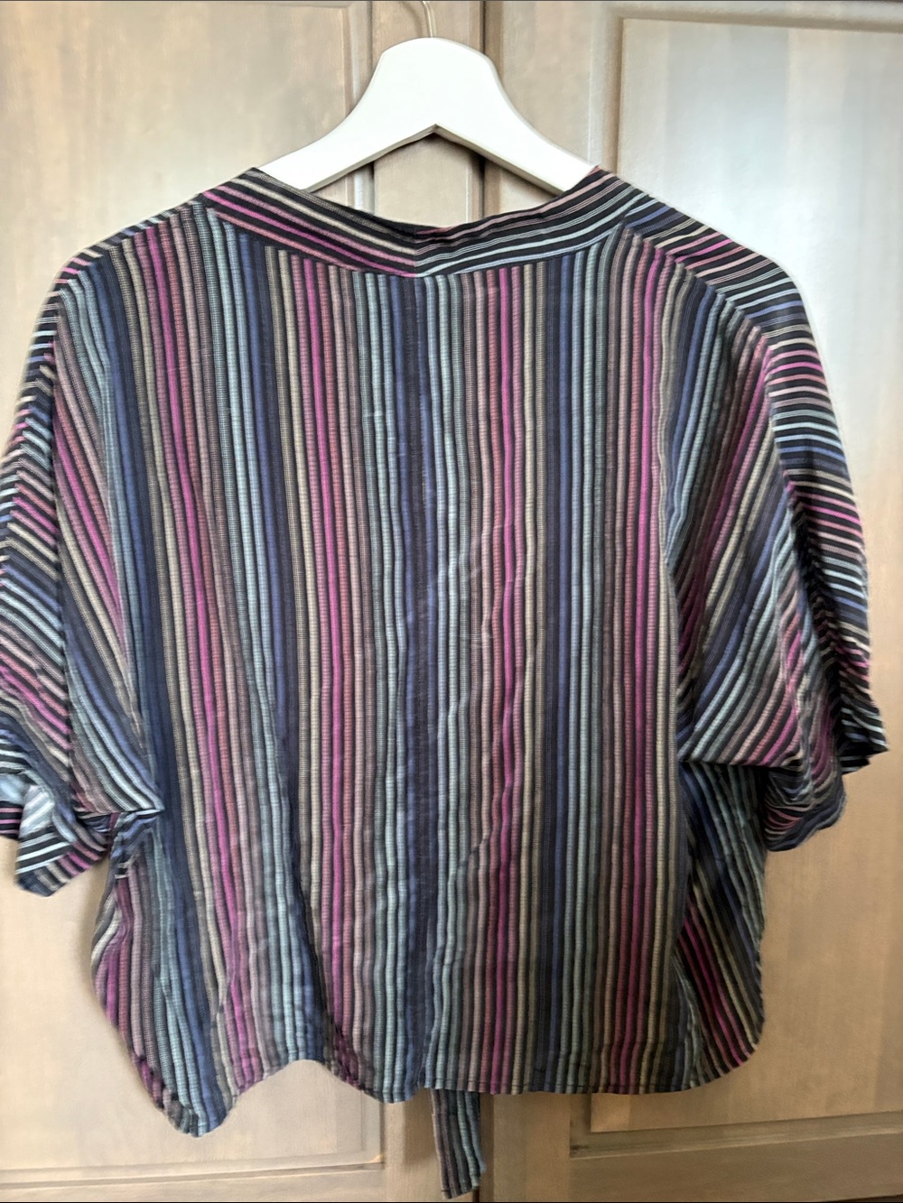 Rails Striped Button-Front Tie Hem Top in different shades of blue,pink,yellow - Picture 2 of 3